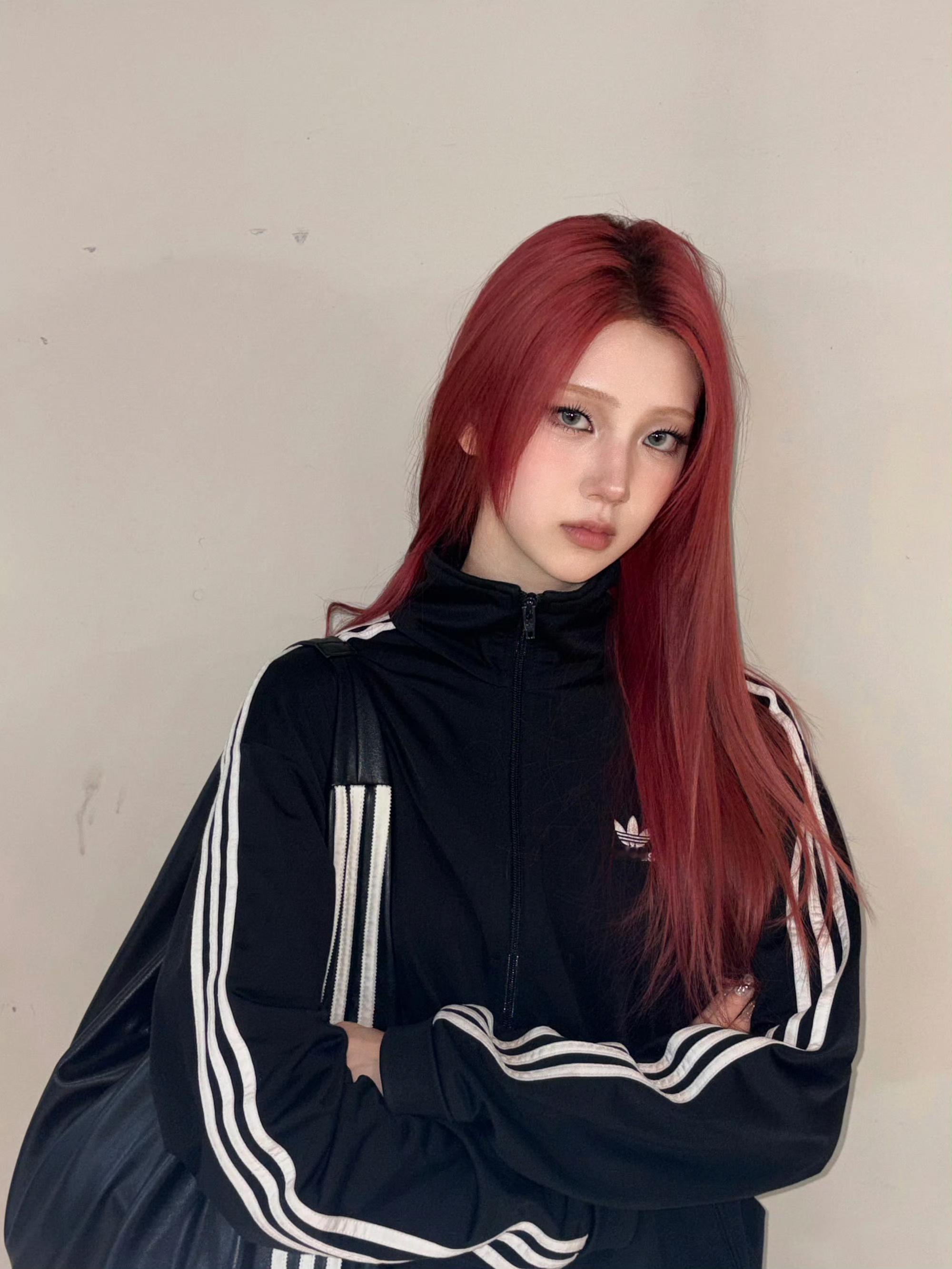 阿迪女～ 