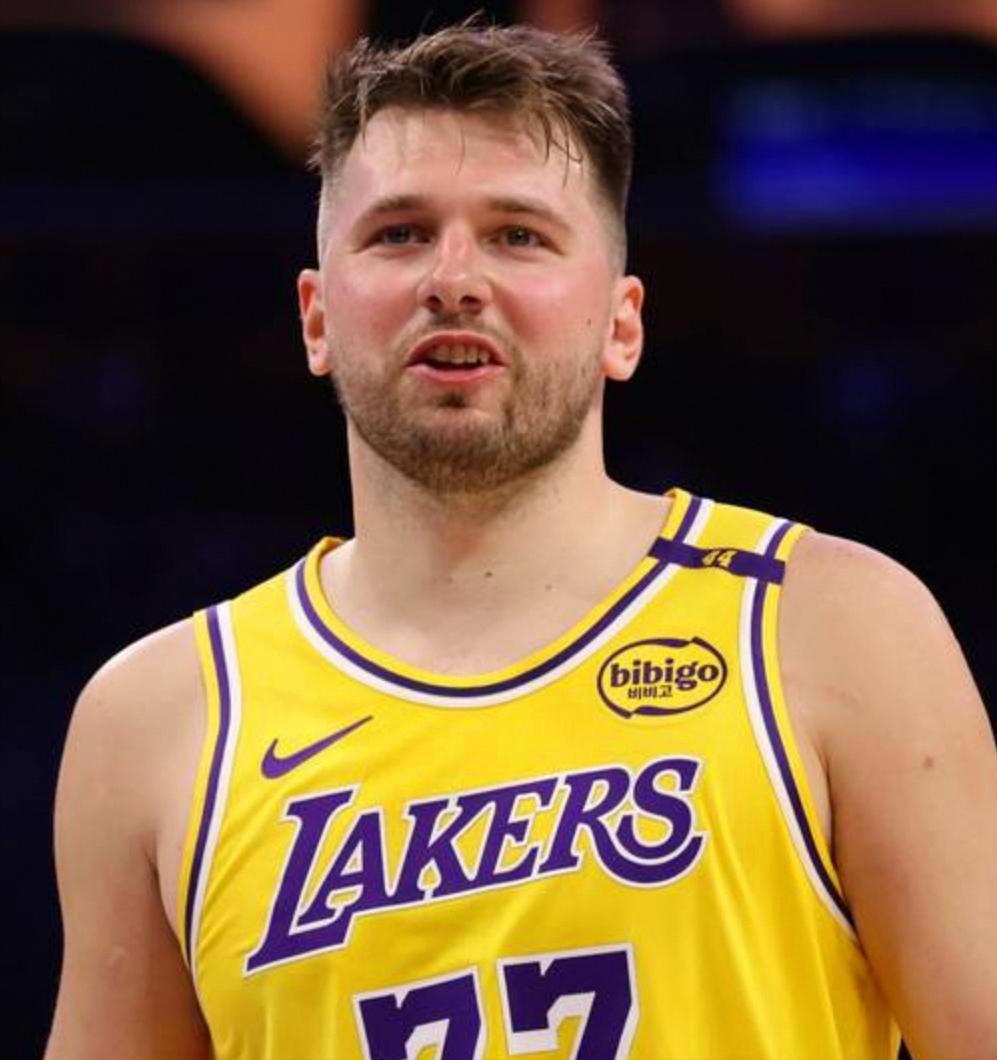 过去5年，NBA得分王：
21-22赛季：恩比德——30.6分
22-23赛季：