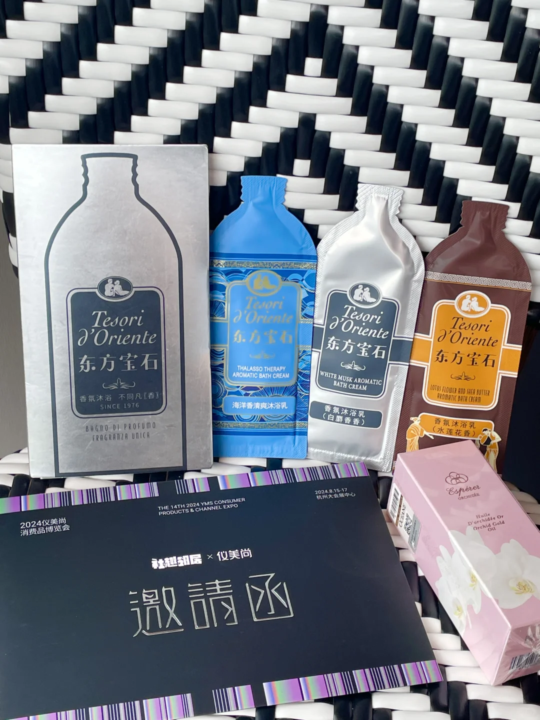 开箱惊喜，原来种草集装箱里还能这么装！