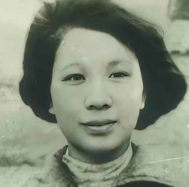 1949年，渣滓洞大屠杀中，盛国玉在枪响前倒地装死，不久，特务进来补枪，谁料，他