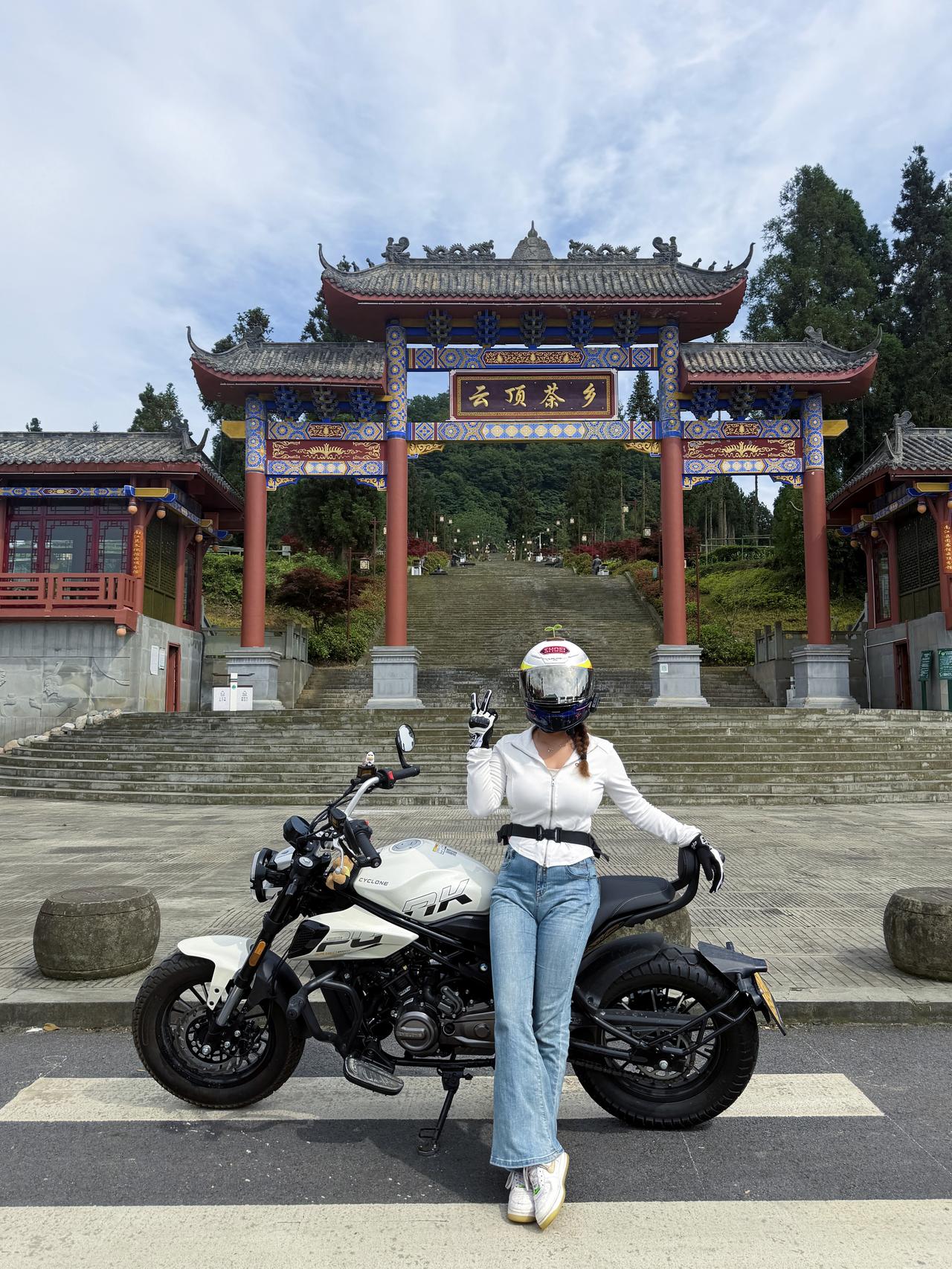 女骑跑山也很厉害【来自懂车帝车友圈】