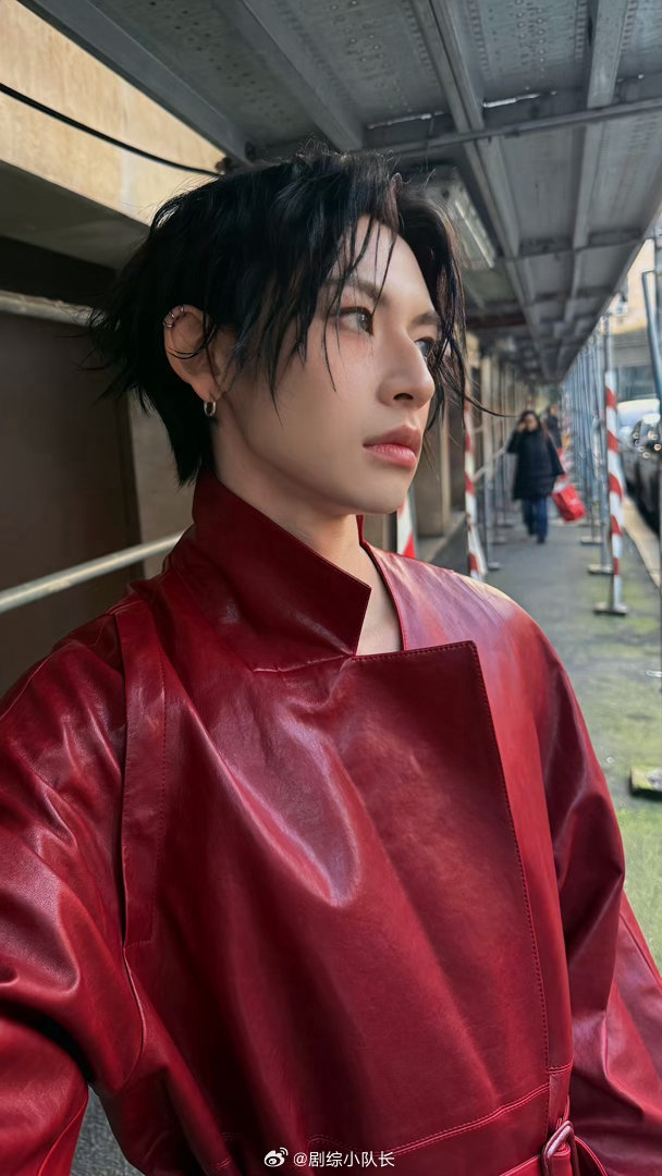 小鬼的星期六从星期五就开始了 谁的星期六从星期五就开始了？是小鬼！两晚的预热把期