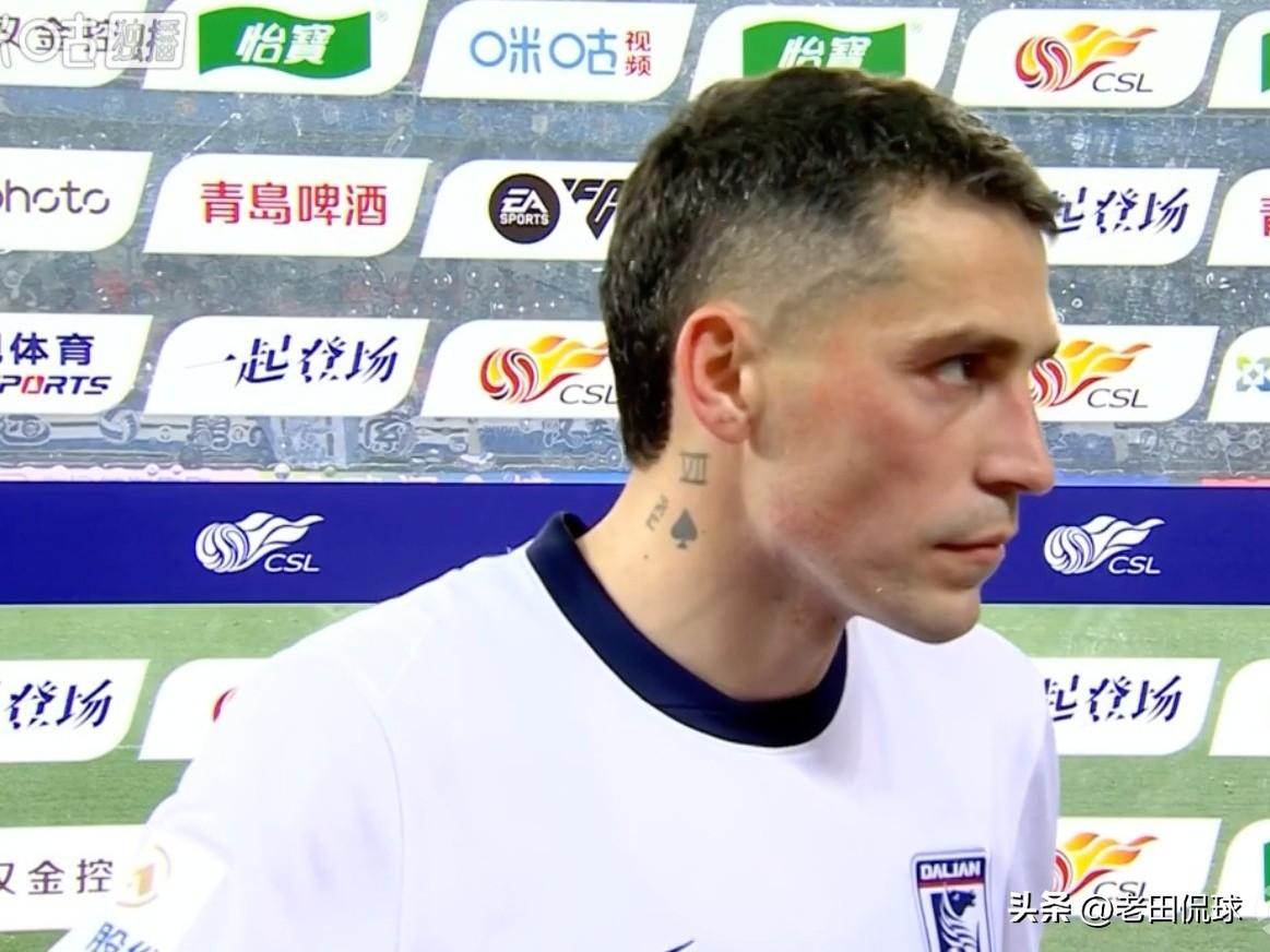 大连英博何来阵痛期？大连英博客场1-4不敌武汉三镇遭遇两连败，两场共丢9球。赛后