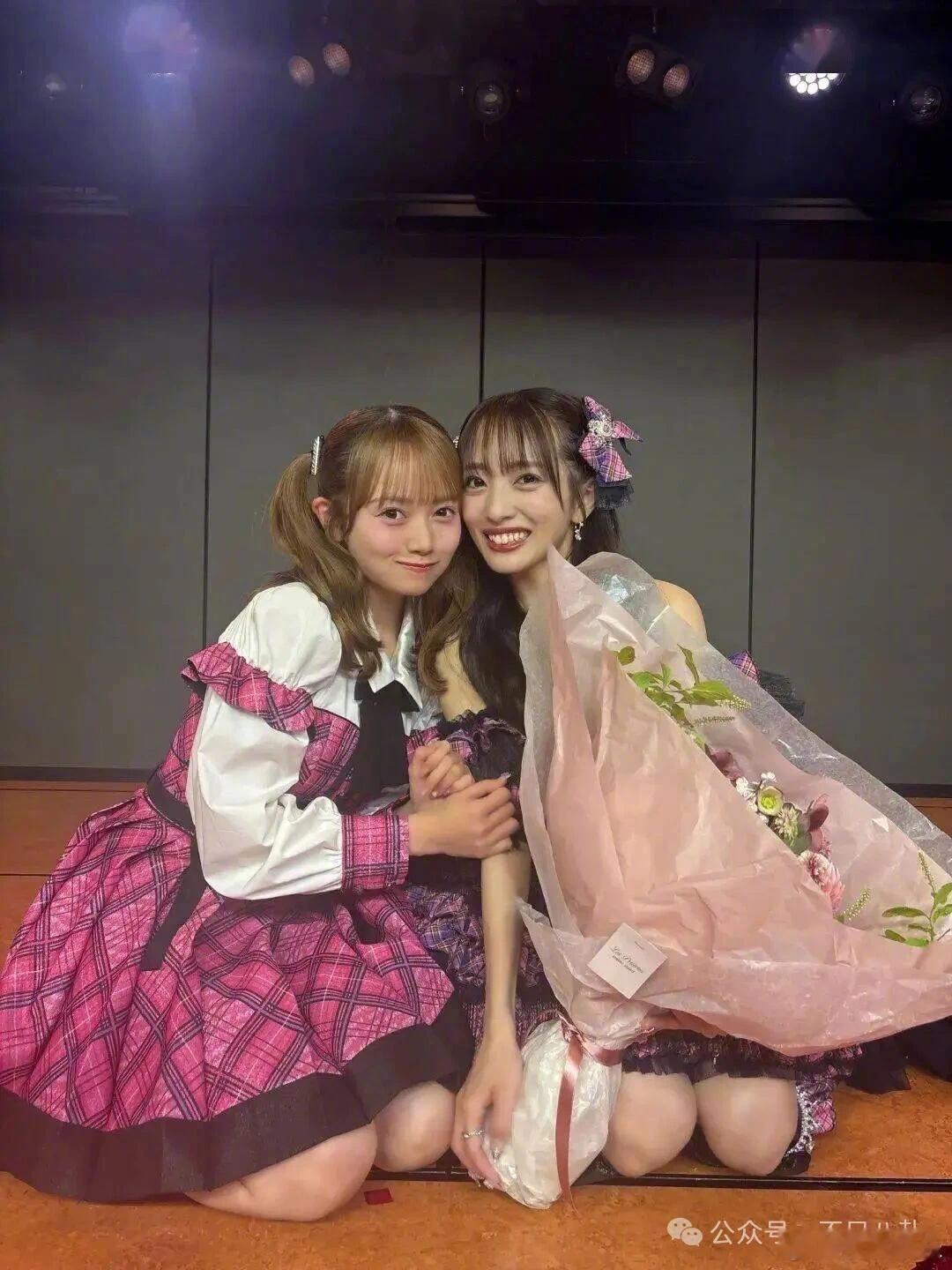 【因私联成首位被开除成员！她还遭公司强制剃头道歉？】6月23日，AKB48发布公