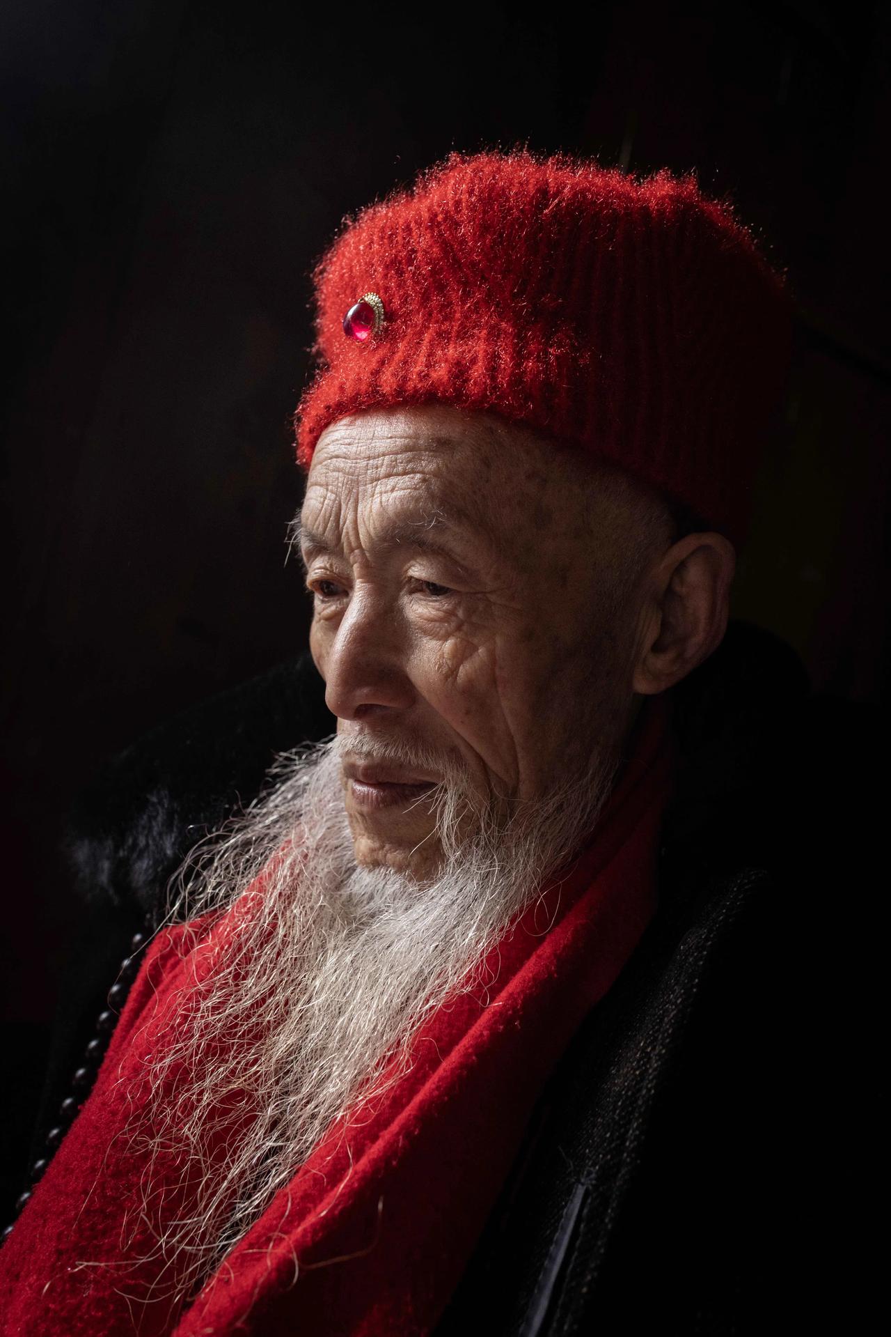 小镇奇遇。来自成都双流彭镇的5天拍摄中的肖像。