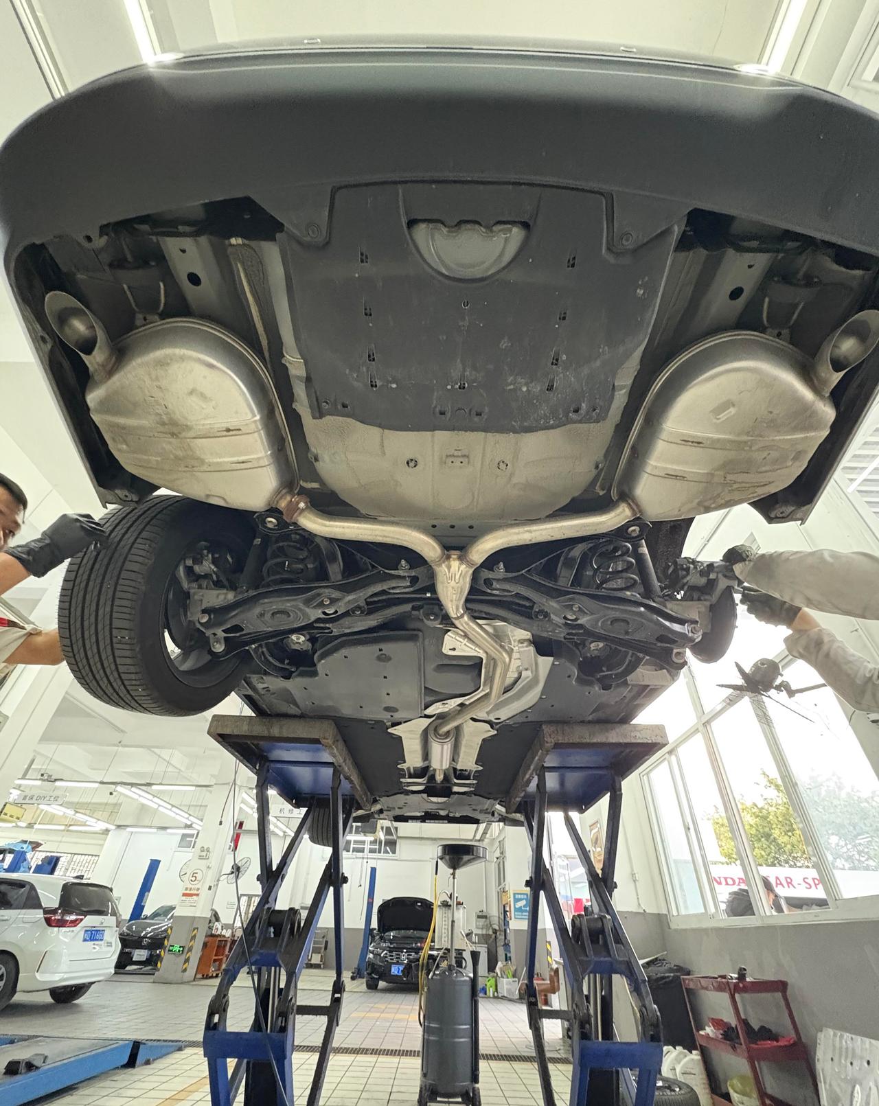 说真的，我对店里卖的各种保护剂比较谨慎。200-800元一项，看着不贵，凑几项就