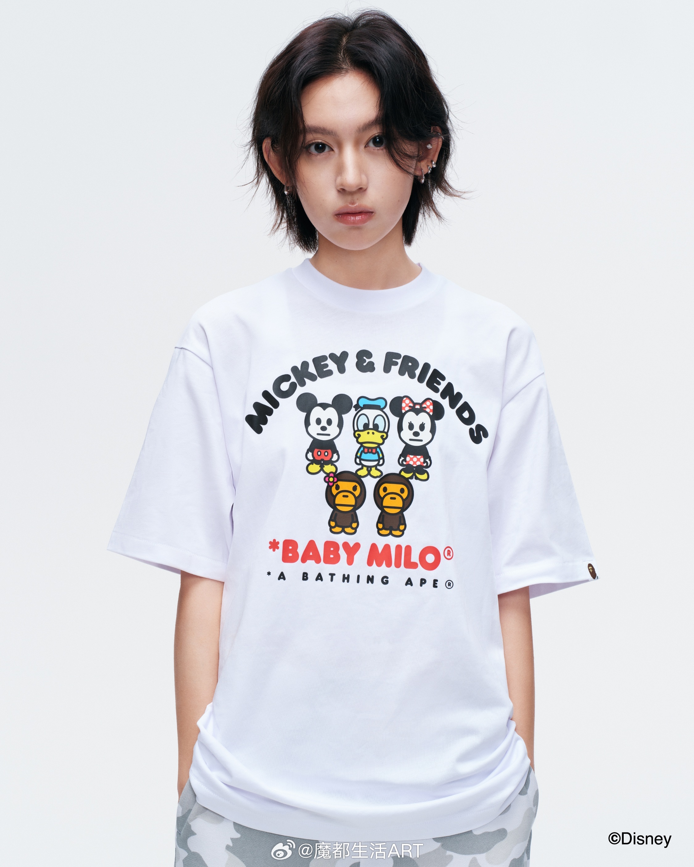 A BATHING APE®与迪士尼欣然推出BAPE® × MICKEY & F
