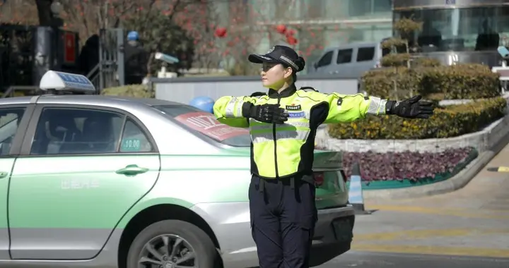 春运开启，青岛公安交管市南区大队发布道路交通安全出行提示