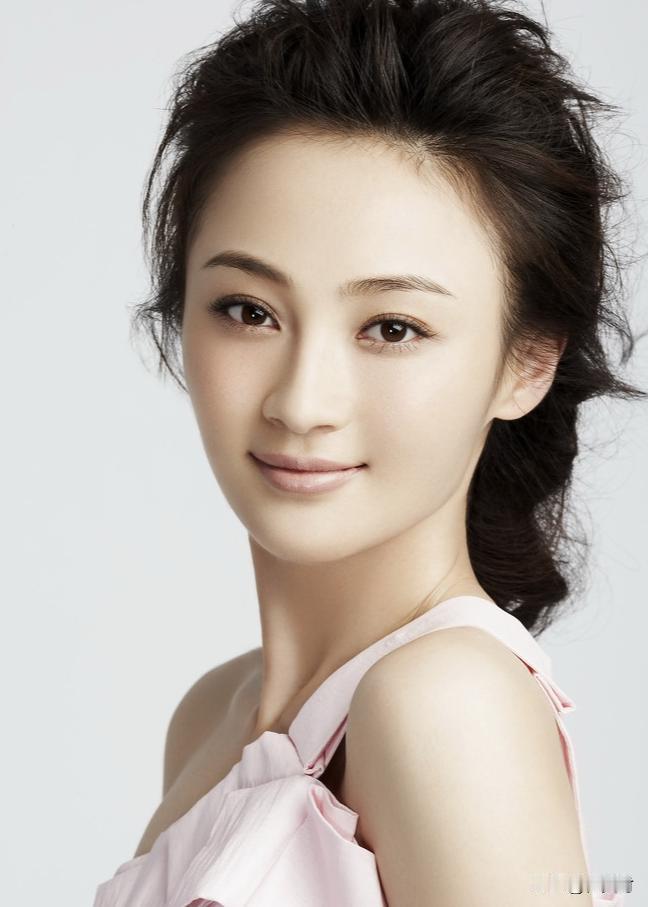 姚笛这次因为“脸”上热搜，真是跌宕起伏的剧情！原本只是想出个宣传视频，结果反而遭
