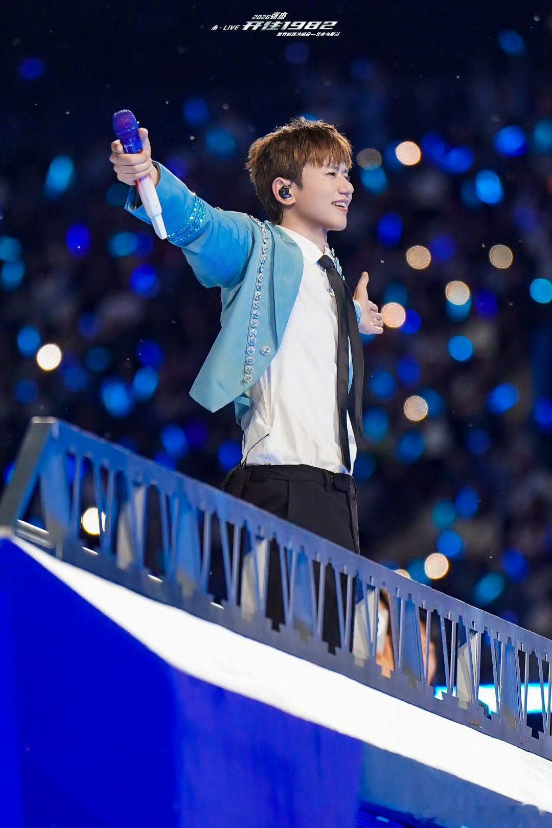 张杰今天换了好多歌张杰鸟巢演唱会限定歌单 感觉一切都回来了！张杰鸟巢演唱会歌单大