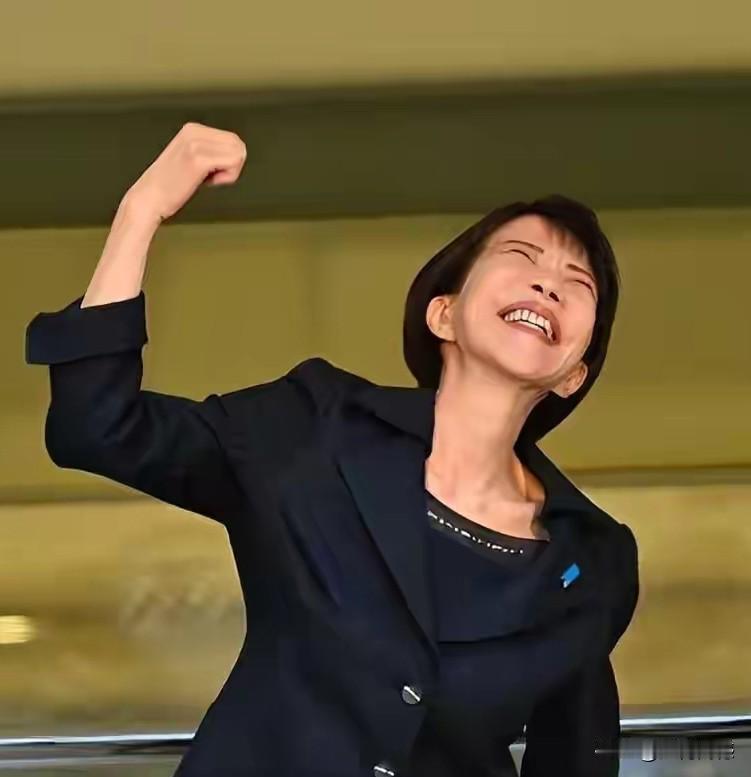 在日本年轻人眼中，高市早苗就是一个奇女子、女强人，因为他们从高市早苗这里得到了情