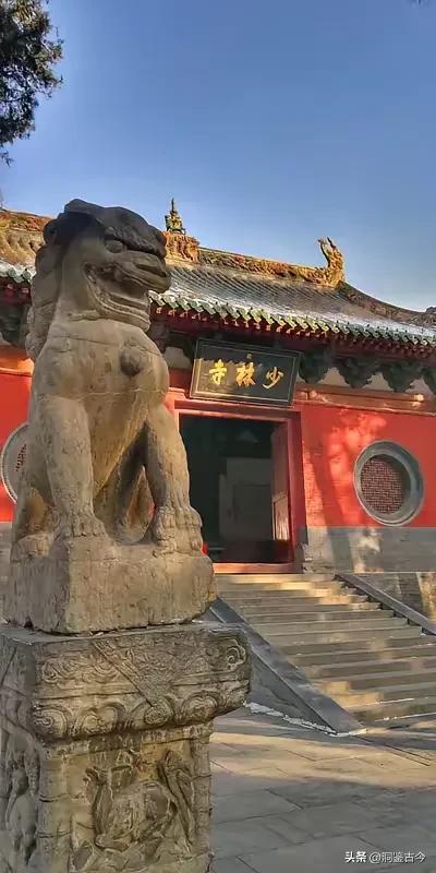 少林方丈释永信这案子又有新进展，一下又成了大家茶余饭后的谈资。居然有7名相关人员