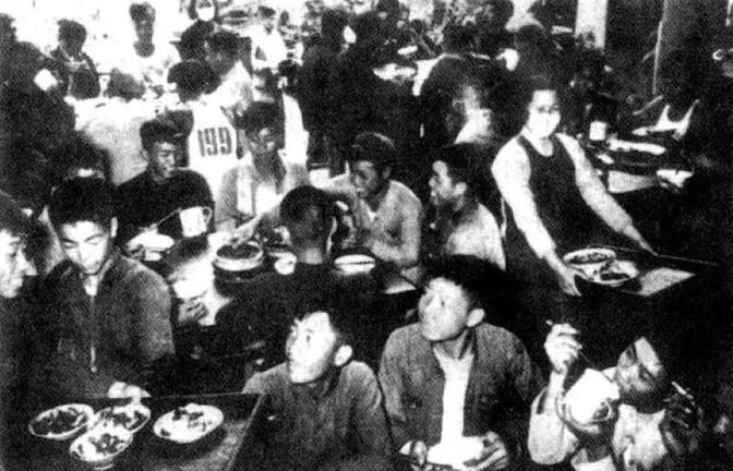 1954年夏天，大生源油厂炊事员毛善庆创造了历史记录：出饭率达到了惊人的四斤一两