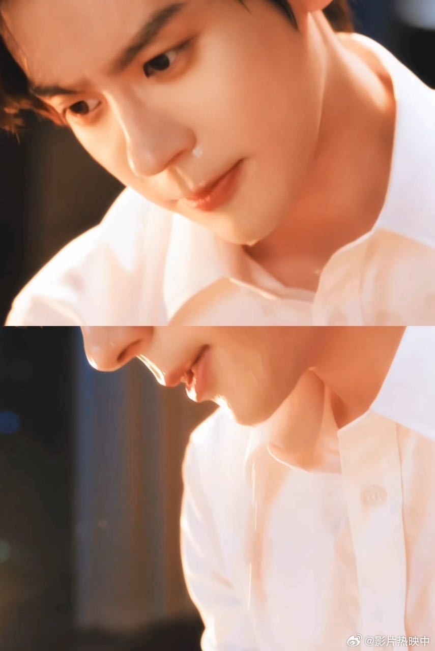 魏哲鸣现偶直播解衬衫《你是迟来的欢喜》第5集好敢拍😳魏哲鸣解衬衫这段，直接把现