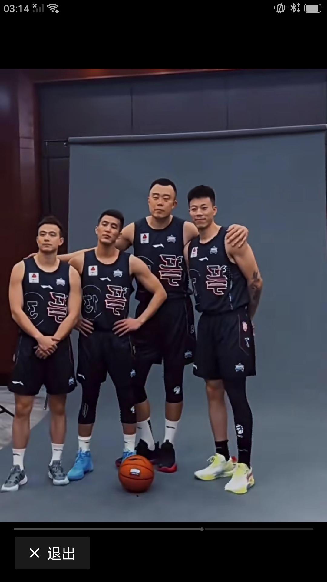 【昔日辽篮巅峰期四大悍将，携手为辽宁队拿下三届CBA 总冠军，两届全运会男篮冠军