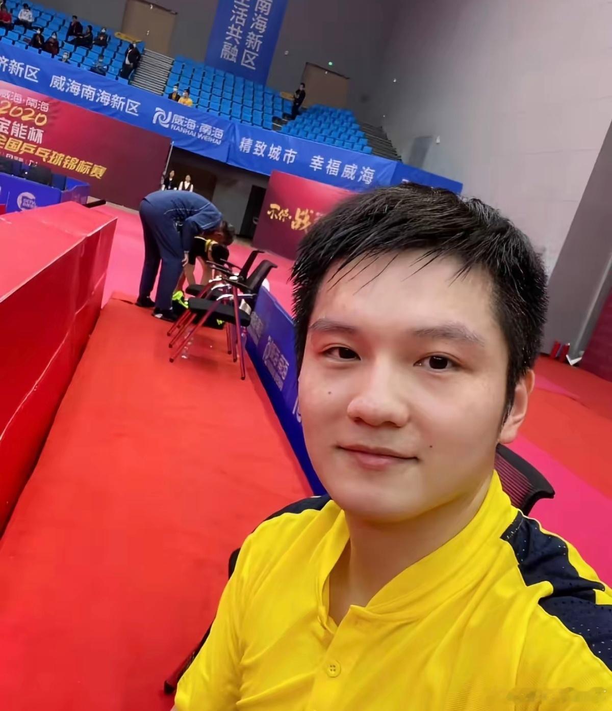 樊振东细节见初心，角度依旧，热爱如初如一。 