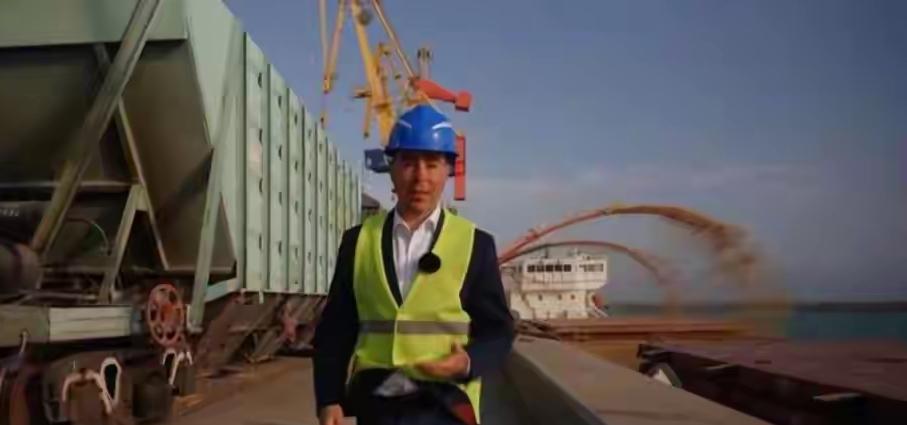 2000万吨稀土困在内陆，哈萨克斯坦遭遇运输死结，中哈物流通道受限难解出口难题