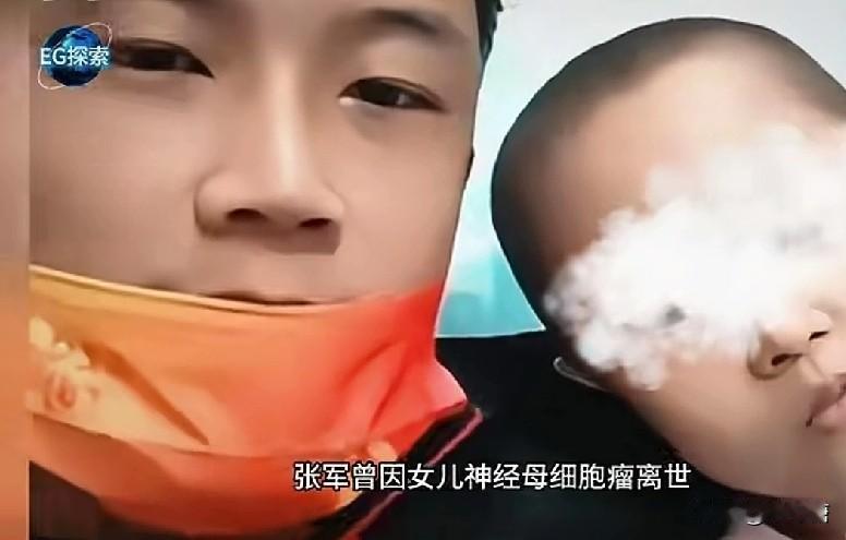 当孩子最后一件新衣是寿衣的时候，千万网友破防了这段外卖骑手深夜寻找开店的服装店。