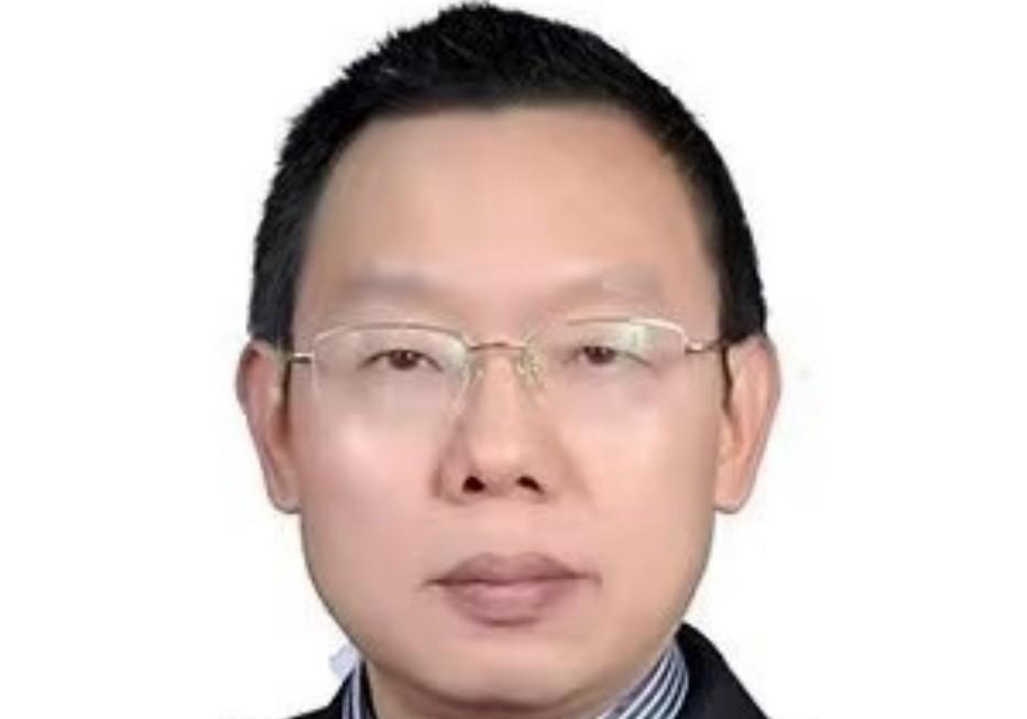 你一定不要内耗，凶恶是为了呼唤良善，不是刺激仇恨；他人送来拳头，是检验自我的坚强