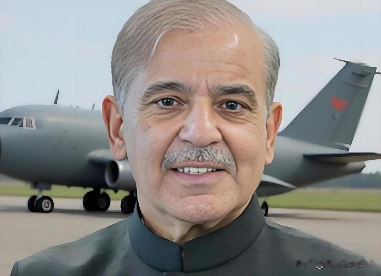 - 2024年：约58万吨（散货为主，无稳定集装箱班轮）
​
- 2023年：仅