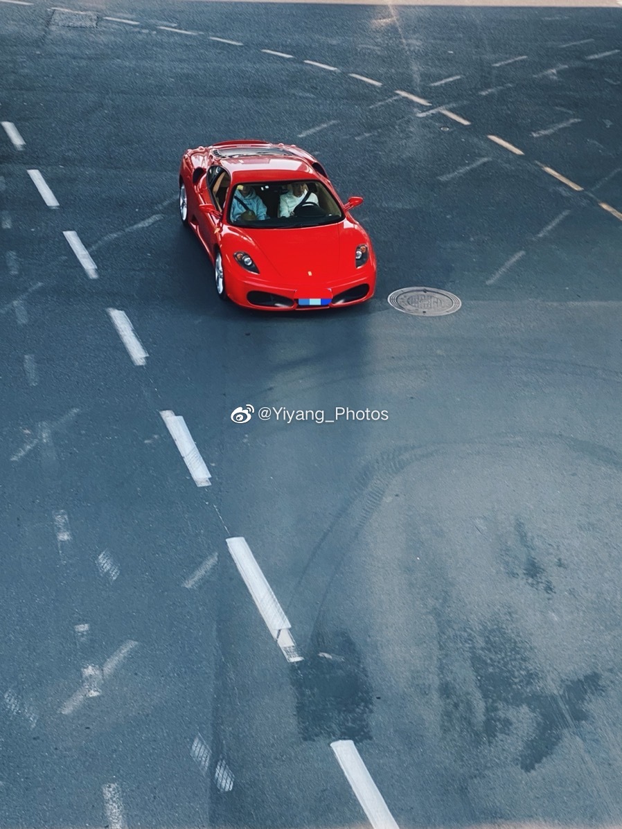 又到了最近遇到的一些车系列时间，不同型号的马，大家假期玉快  ​​​