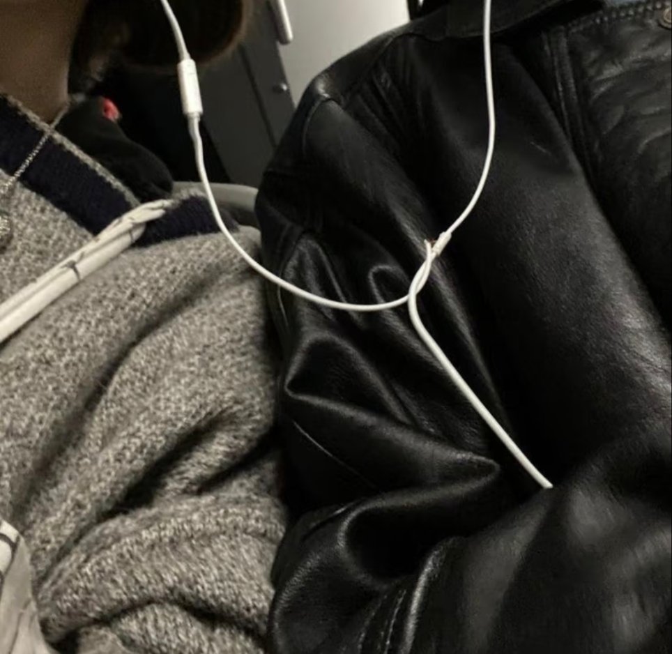 就这样代阿波罗邱默云代到不知天地为何物了甚至穿皮衣的这个代易烊千玺也不是不行（）