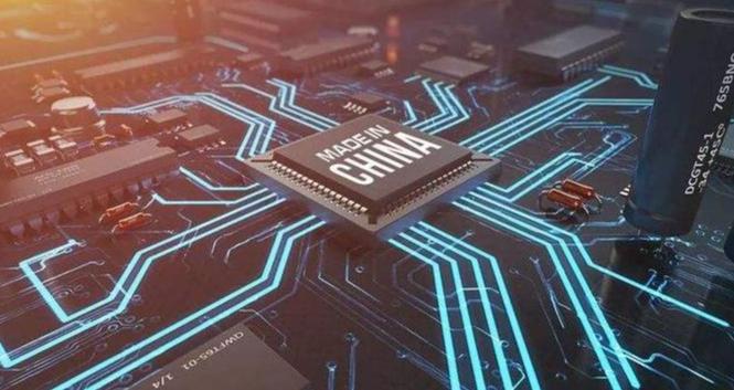 AI 行业遇双重利空，两大赛道利润砍半，散户该如何避险？
过去 24 小时，AI