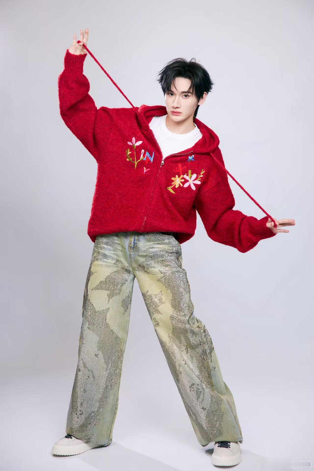 余宇涵超燃青春的合唱余宇涵官宣超燃青春的合唱 余宇涵《超燃青春的合唱》已经让人热