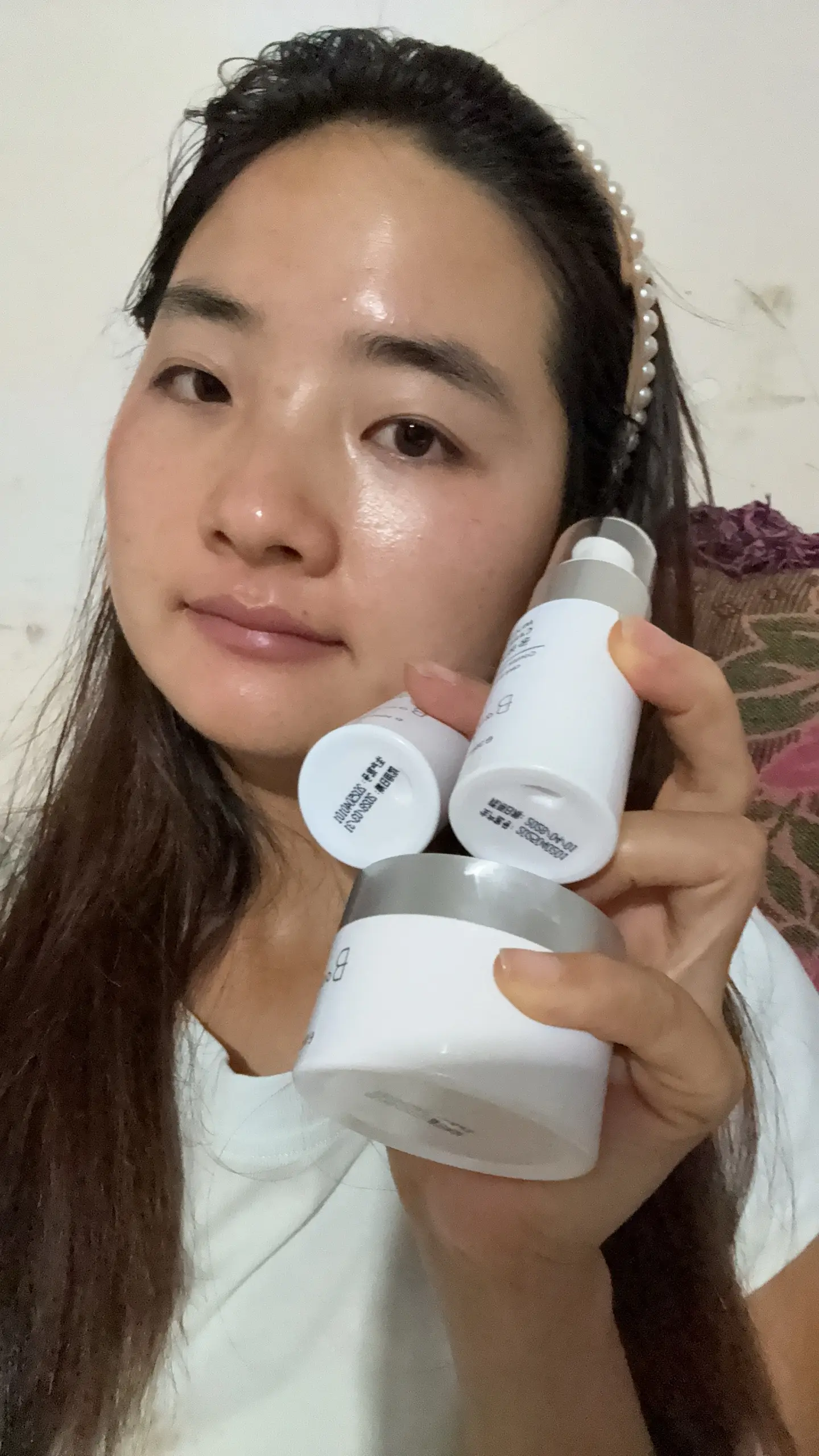 不理解的人少和别人内耗，大可不必，记住一点自己一定要争气，别人的屋檐再...