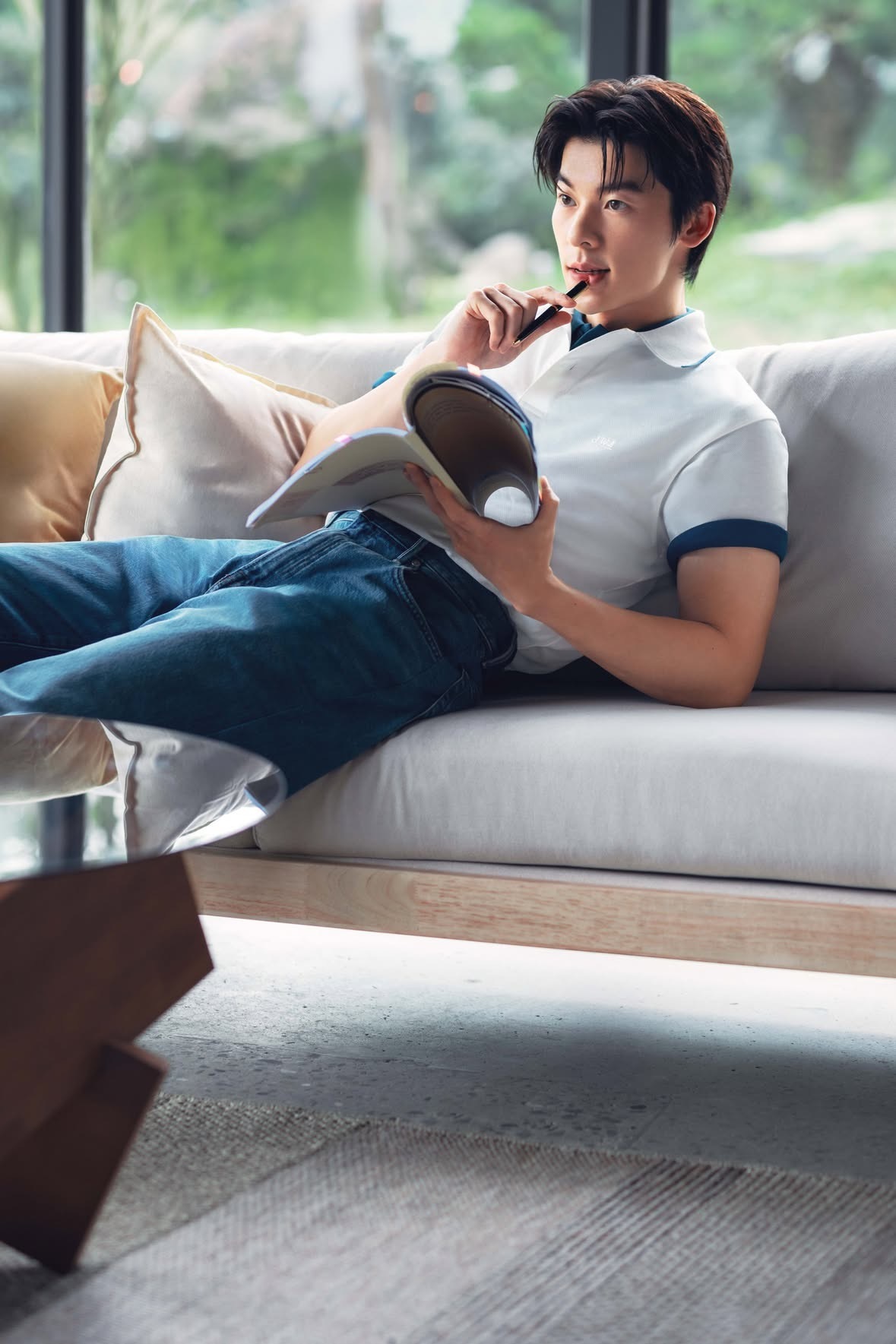 你老公是真的随便穿点简单的东西才好看得惊心动魄的 