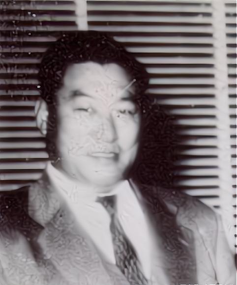 1954年，有个叫藤并猛的日本间谍，天天在香港中国银行大厦喊：“毛泽东万岁！中华