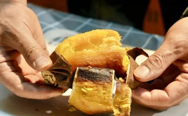 明朝万历年间，吴川人林怀兰，在交趾国行医时，发现了一“宝物”，他冒死带回，却被守