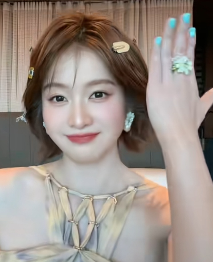 i认人请🫰🏻 