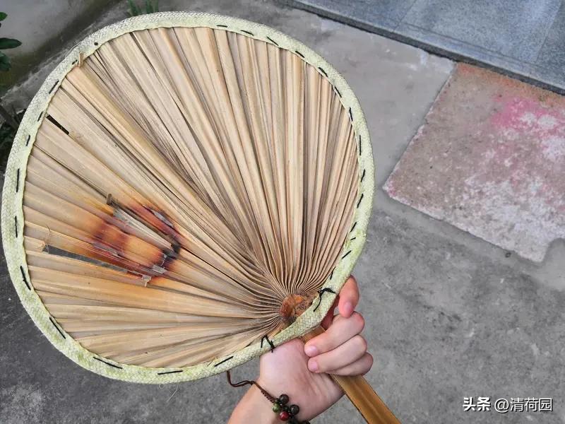 中国避暑神器在欧洲卖爆了“以前老外觉得我们只会做衣服鞋子，现在发现我们连‘续命’