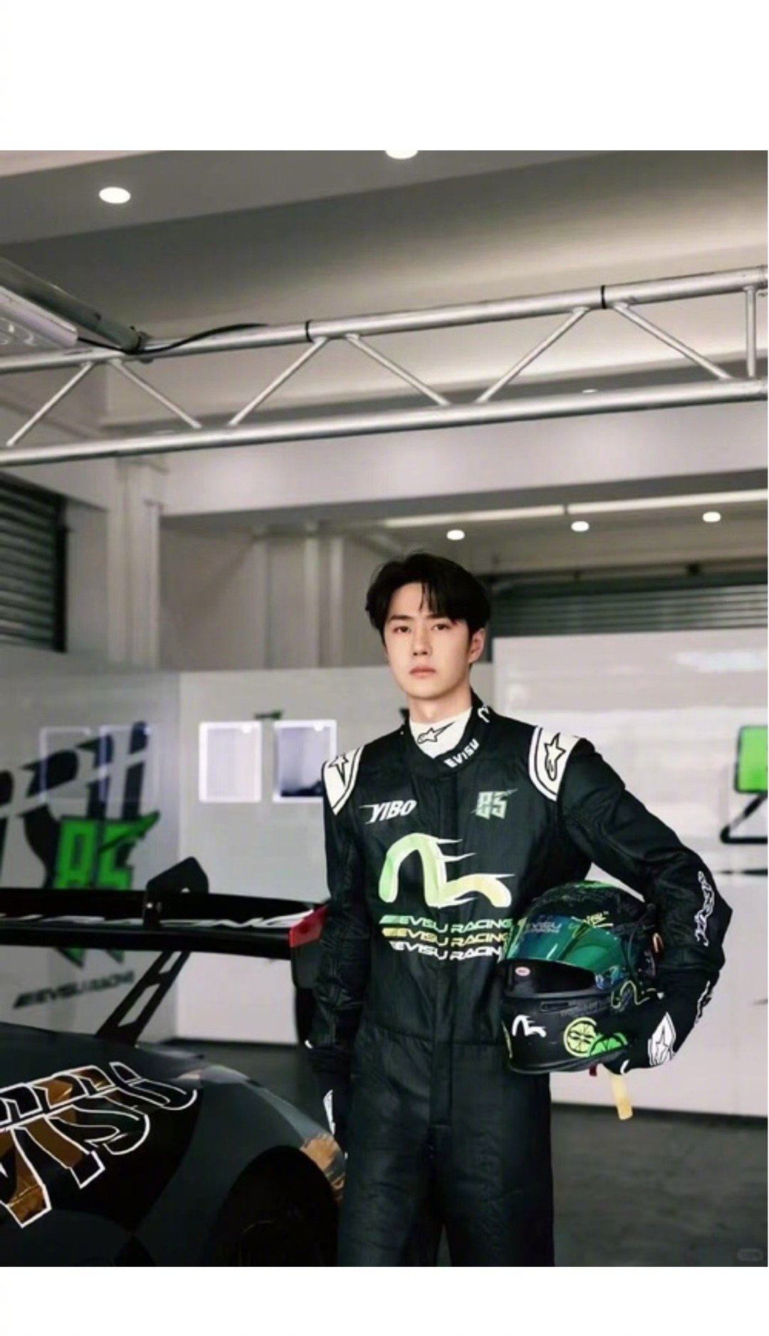 原来娱乐圈有这么多赛车手🐟乐⭕隐藏车神大曝光！韩东君、王一博等明星赛道狂飙，林