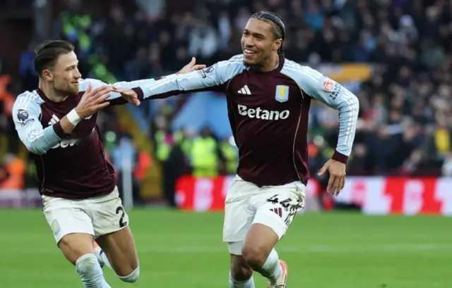 埃梅里再施魔法！维拉8轮7胜从降级区飙升第3，距英超榜首仅5分英超 北京时间12