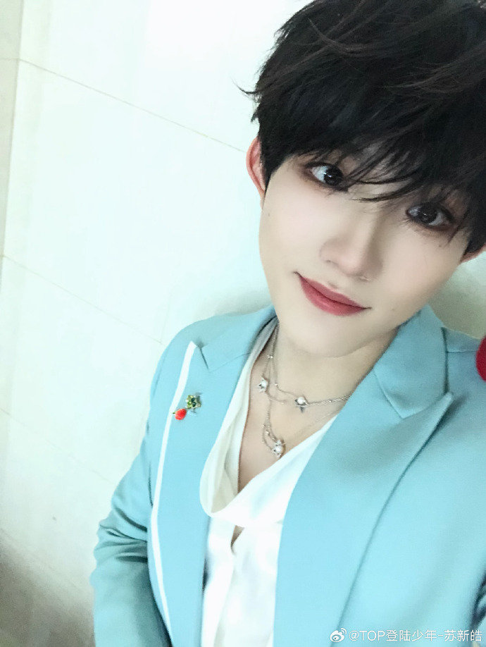 新浪娱乐头像被楼人占领 愚人节换头像活动结果出炉！楼人6占4——