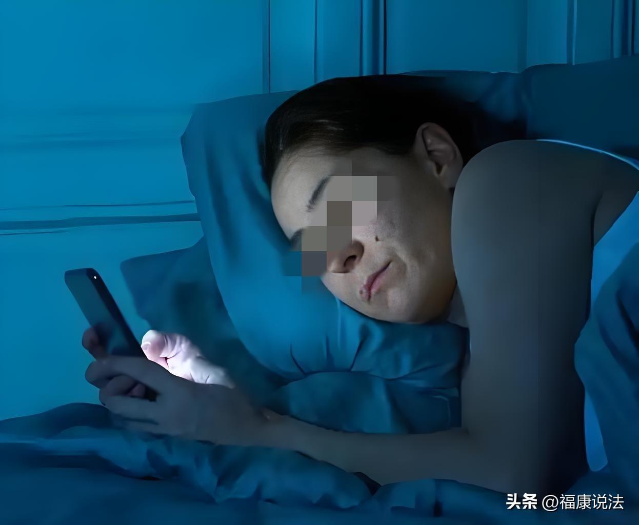 令人痛心！浙江金华，女子是育儿嫂，接手照顾一刚出生的婴儿，某晚，她让婴儿趴着睡觉