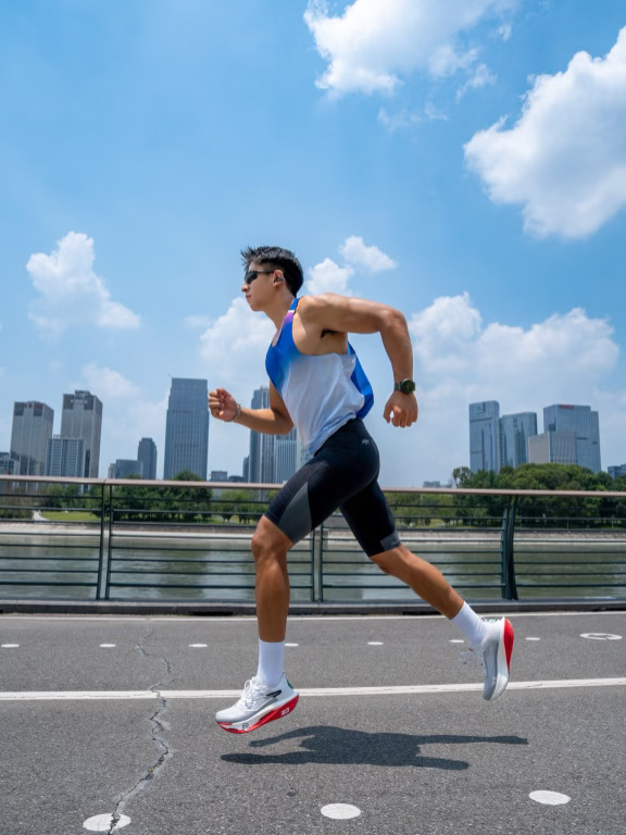 稳速进阶，红莲燃动——疾速开跑！