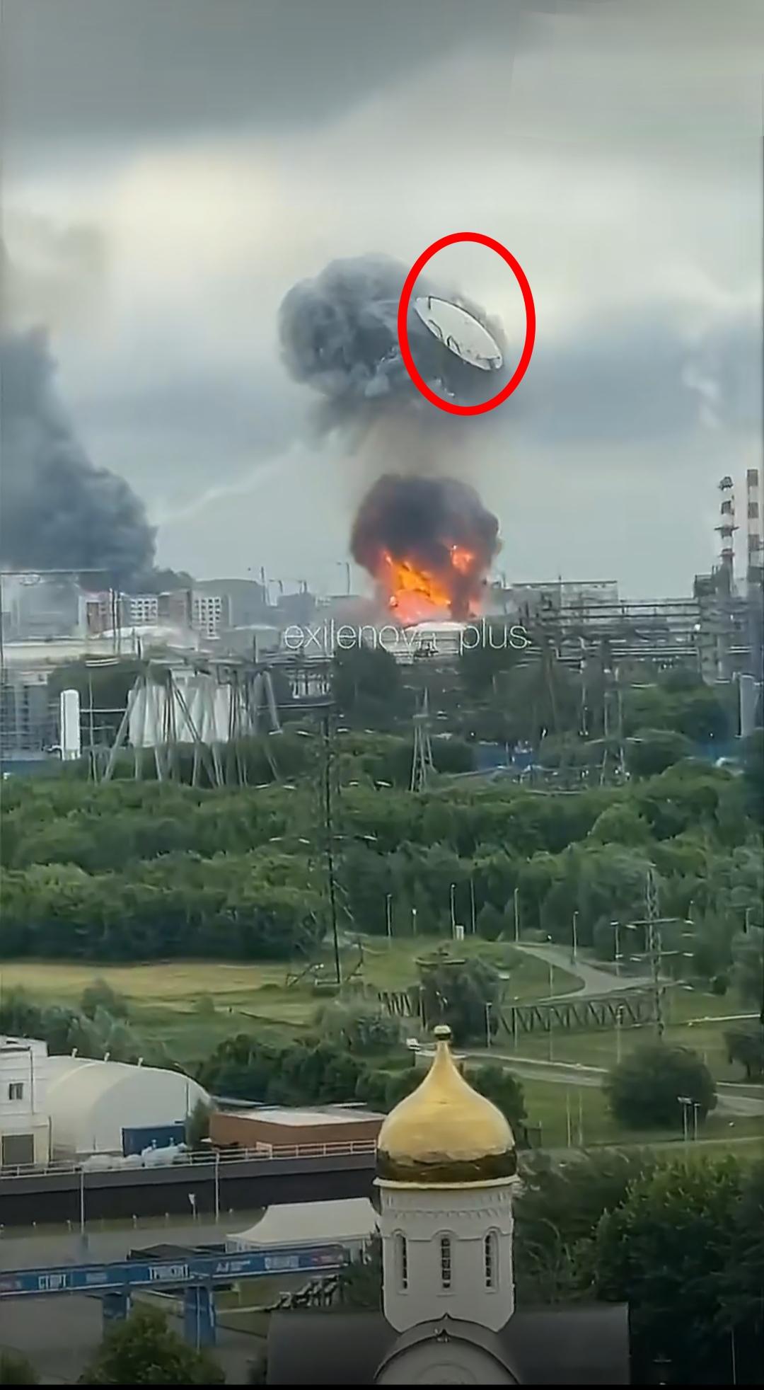 莫斯科浓烟笼罩了喀山高光
18日，东盟九国首脑出席了俄罗斯－东盟之喀山峰会，在战