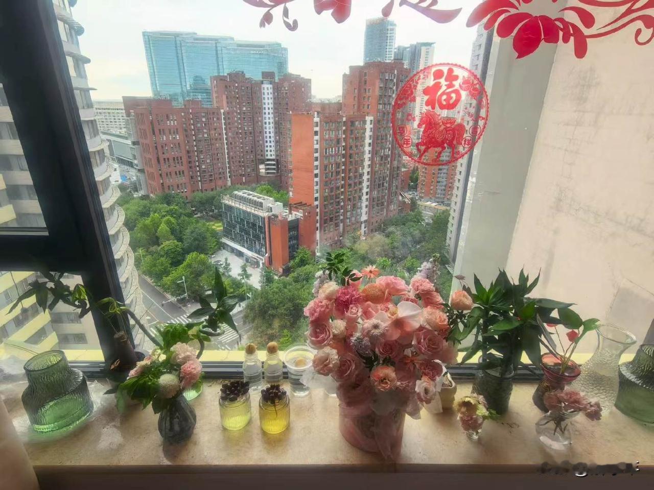 a股观点，比较明确，
参考沪指五月死叉十月线绿柱！是一个不好的信号！
一旦五月死