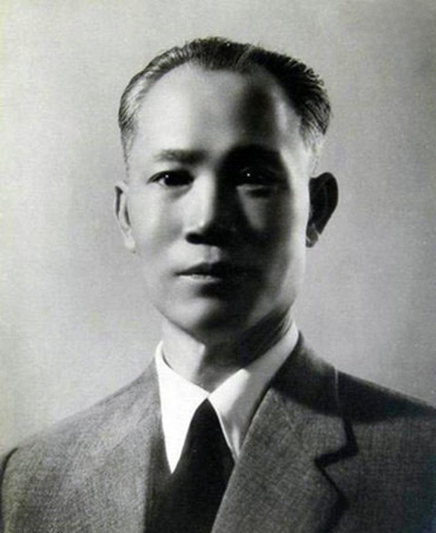 1950年，吴石牺牲后，妻子处境危险。关键时刻掉，陈诚顶着压力，为她减刑3次。除