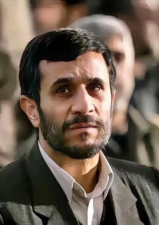 巴林基地被袭，这下麻烦大了
三月三日清晨，伊朗发动了，真实承诺行动，那是第十四轮