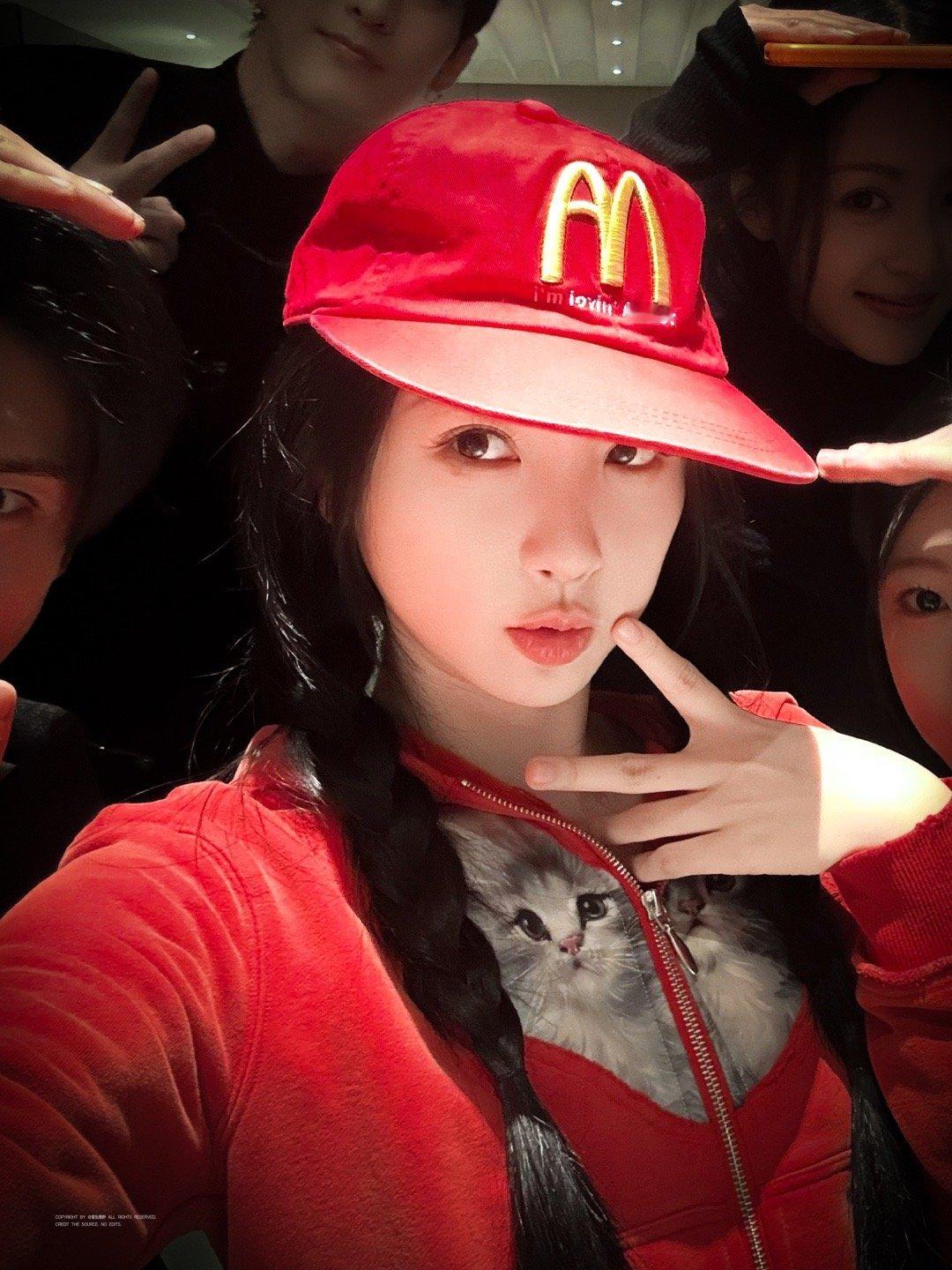 虞书欣  ✨虞书欣云初✨虞书欣虞书欣｜虞书欣云初令她，拼尽全力挣脱无限命运循环，