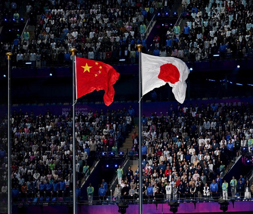 听说日本亚运会入场仪式，故意把咱中国队排后面，还对咱运动员安检 "关照"？咱先说