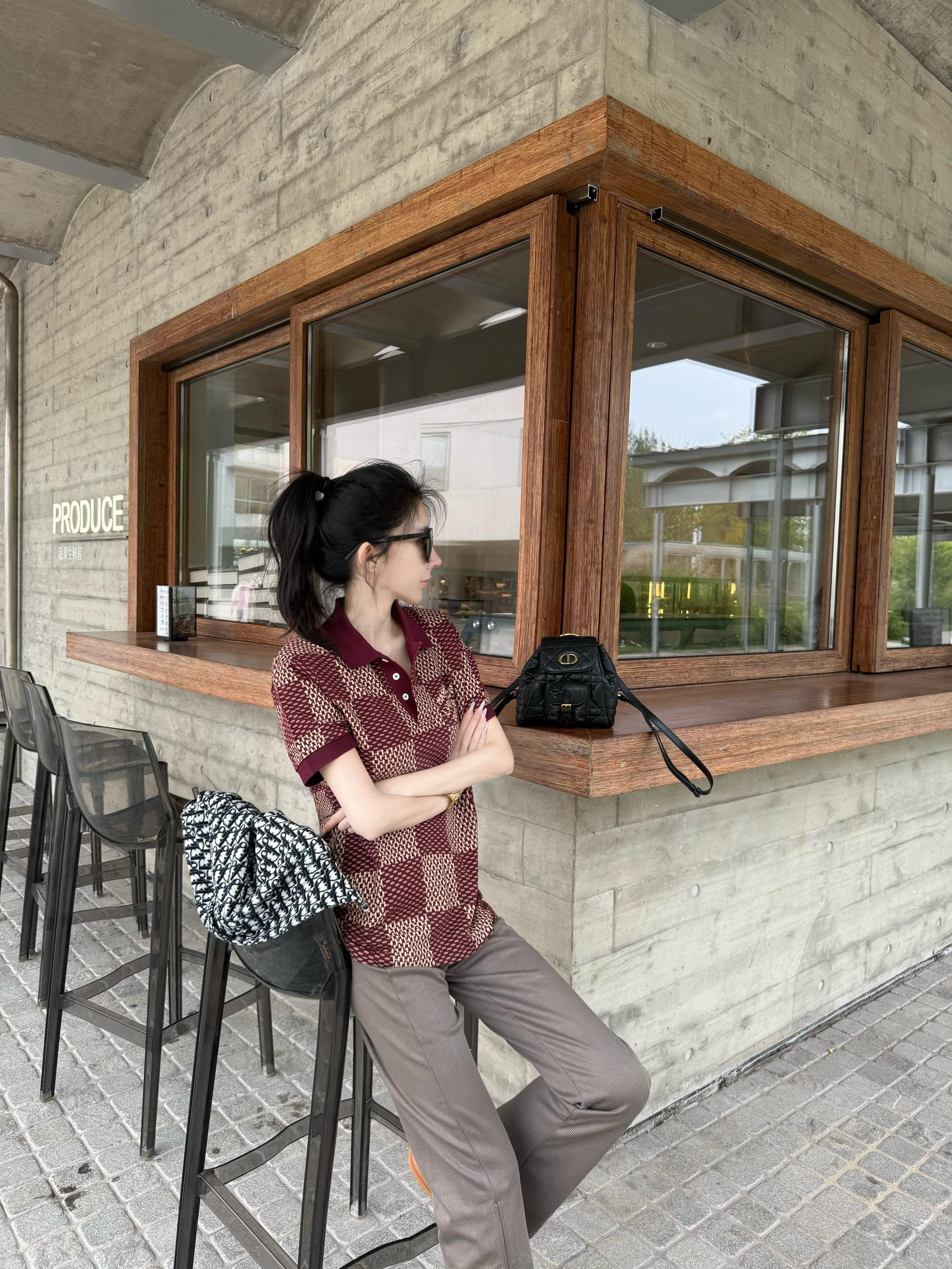 你再随便两嘴皮子一碰就说喜欢我 我就捅死你……