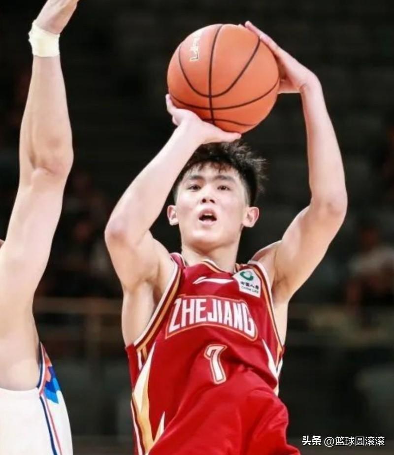 全运U18最炸得分手！李悦洲场均42.3分断层第一，为什么不去打美高？🔥
 