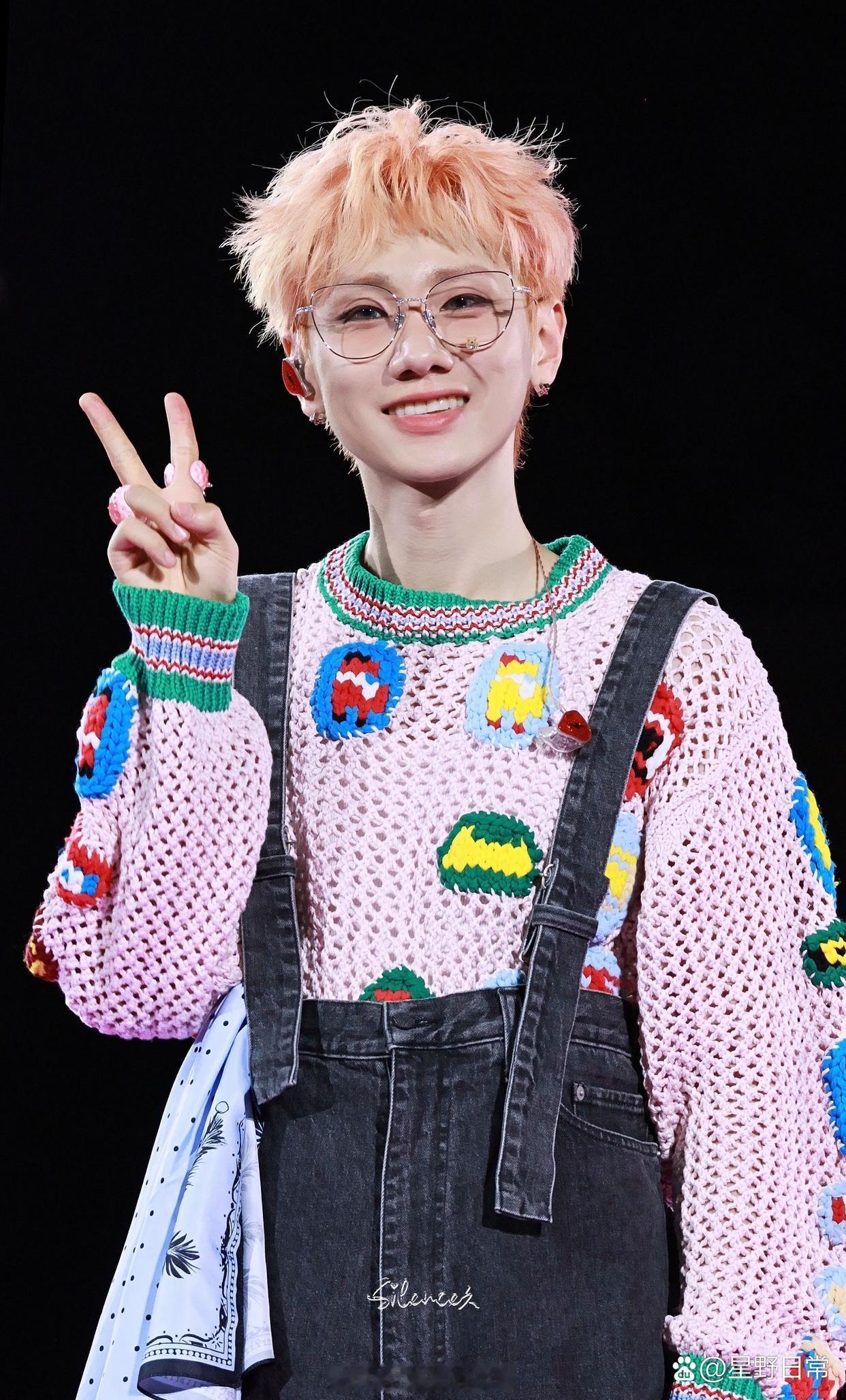 1. 杨幂向来不会给身边的男性伴侣一个正式名分。感情走向结束，出轨往往并不是核心
