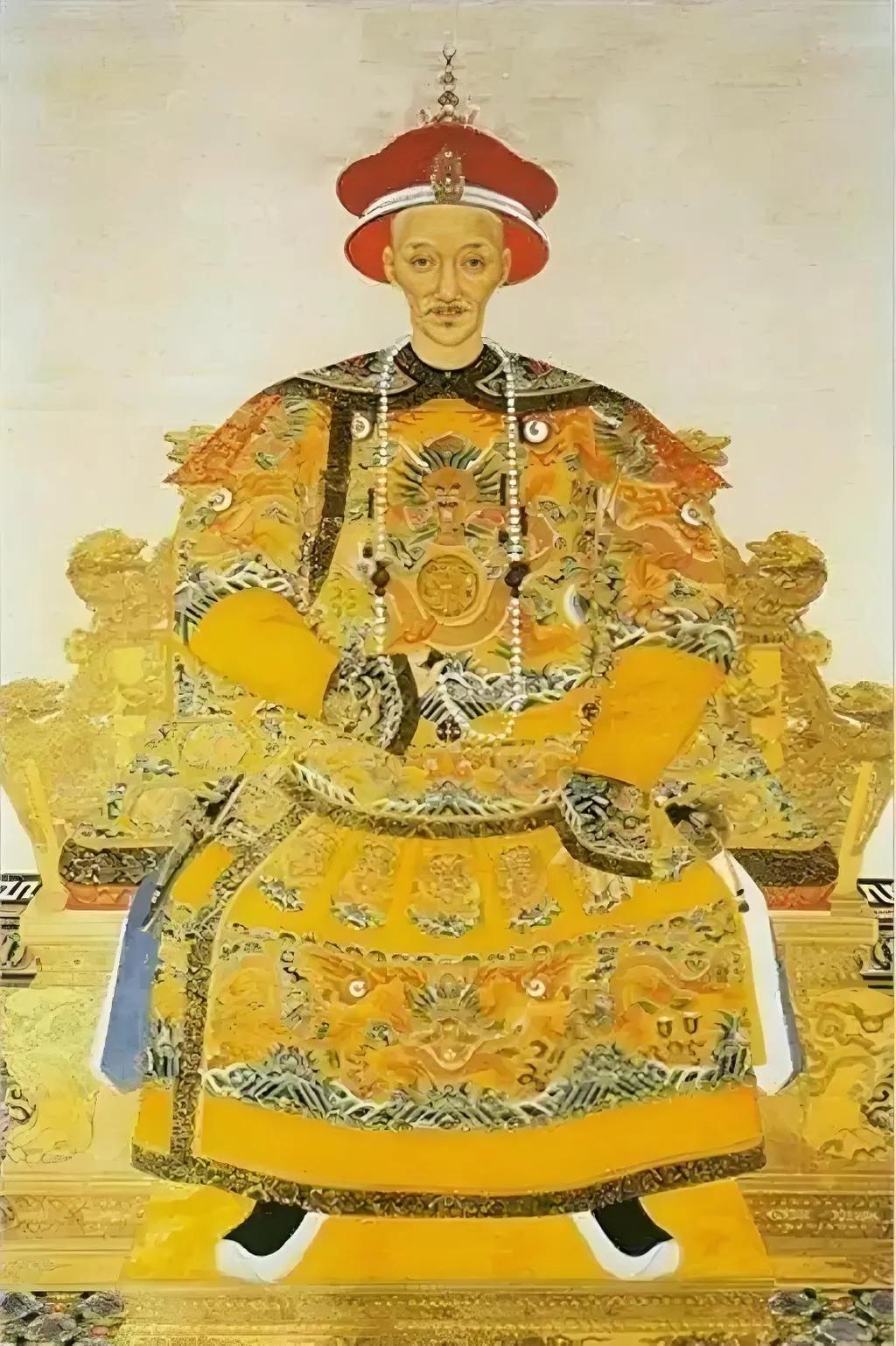 道光皇帝在生活中非常节俭，他使用的都是普通毛笔、砚台，每顿饭也不过四样菜肴。除了