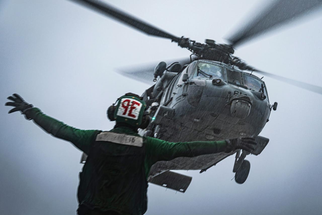 MH-60R“海鹰”直升机